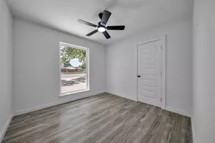 3901 Glengate Dr, Arlington, TX 76016 - Photo 11