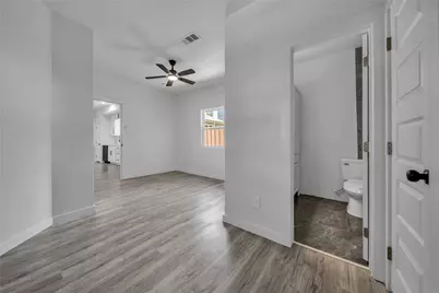 3901 Glengate Drive, Arlington, TX 76016 - Photo 9
