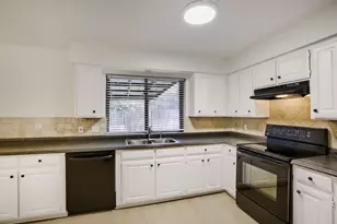 2703 Partridge Ave, Arlington, TX 76017 - Photo 9