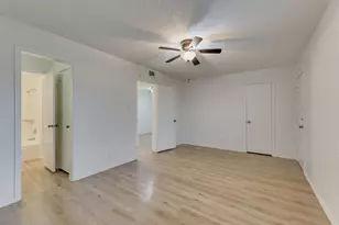 1817 San Rafael St, Fort Worth, TX 76134 - Photo 9