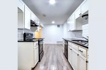 1817 San Rafael Street, Fort Worth, TX 76134 - Photo 9