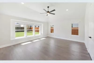 1025 Emerald Trace Drive, Justin, TX 76247 - Photo 29