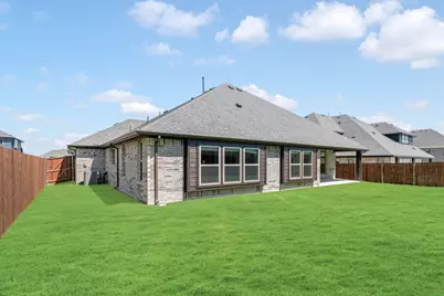 1025 Emerald Trace Drive, Justin, TX 76247 - Photo 35