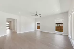 1025 Emerald Trce Dr, Justin, TX 76247 - Photo 13
