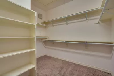 617 E Worth Street, Grapevine, TX 76051 - Photo 17
