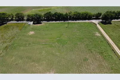 833 E Lovers Lane, Bells, TX 75414 - Photo 3