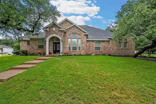 100 Laurel Oaks Ln, Crawford, TX 76638 - Photo 3