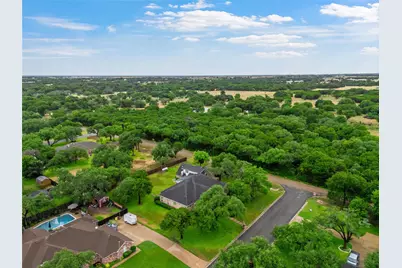 100 Laurel Oaks Lane, Crawford, TX 76638 - Photo 39