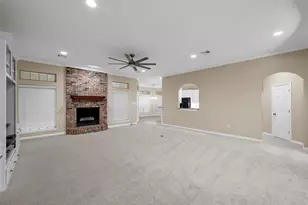 100 Laurel Oaks Ln, Crawford, TX 76638 - Photo 7