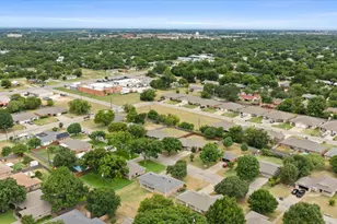 1809 Sprucewood Ave, Stephenville, TX 76401 - Photo 31