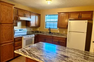 2604 Crix Ln, Fort Worth, TX 76140 - Photo 3