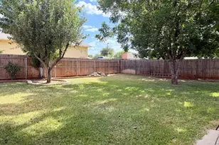 2604 Crix Ln, Fort Worth, TX 76140 - Photo 13