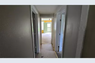 922 Hollywood Avenue, Dallas, TX 75208 - Photo 13