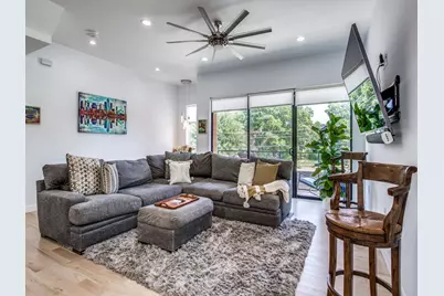 4223 Munger Avenue, Dallas, TX 75204 - Photo 3