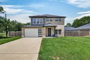 612 Kontiki Dr, Tool, TX 75143 - Photo 1