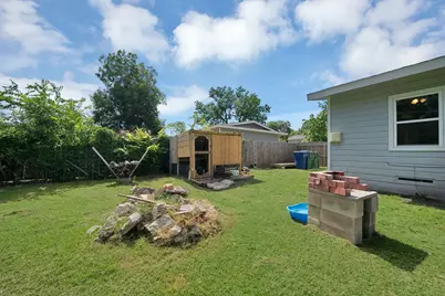 113 E Linda Drive, Garland, TX 75041 - Photo 9