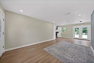 113 E Linda Dr, Garland, TX 75041 - Photo 19