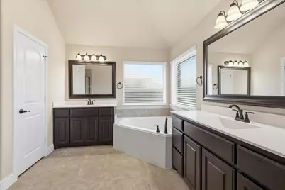 7533 Rothbury Drive, Fort Worth, TX 76179 - Photo 17