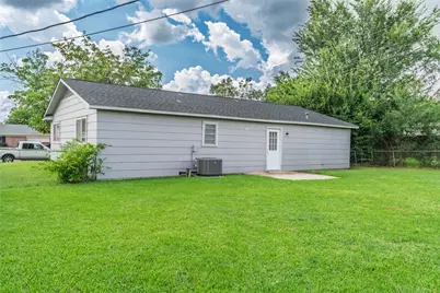 3407 Highmeadow Lane, Greenville, TX 75402 - Photo 15