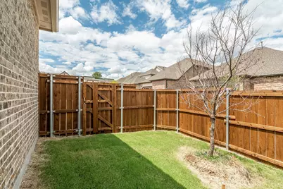 908 Utica Drive, McKinney, TX 75069 - Photo 35