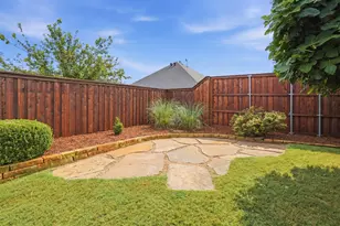305 Delaware St, Burleson, TX 76028 - Photo 23
