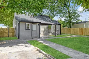 833 Springbrook Dr, Fort Worth, TX 76107 - Photo 23