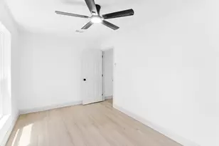 833 Springbrook Dr, Fort Worth, TX 76107 - Photo 19