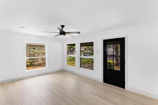 833 Springbrook Dr, Fort Worth, TX 76107 - Photo 5