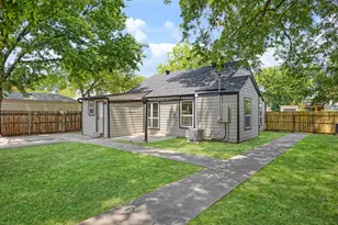 833 Springbrook Dr, Fort Worth, TX 76107 - Photo 25