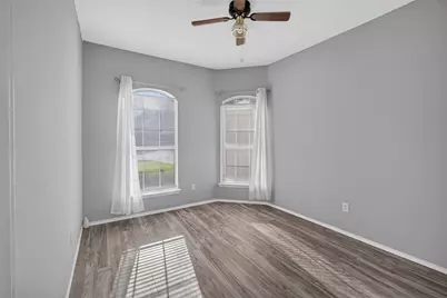 3514 Daisy Lane, Grand Prairie, TX 75052 - Photo 9