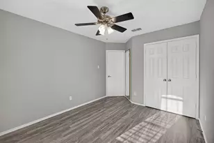 3514 Daisy Ln, Grand Prairie, TX 75052 - Photo 13