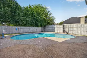 3514 Daisy Ln, Grand Prairie, TX 75052 - Photo 23