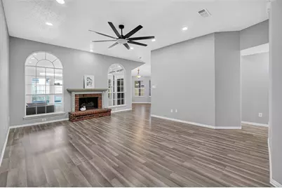 3514 Daisy Lane, Grand Prairie, TX 75052 - Photo 5