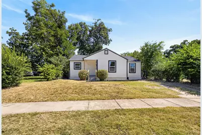 1212 E Ramsey Avenue, Fort Worth, TX 76104 - Photo 1
