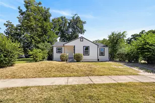 1212 E Ramsey Ave, Fort Worth, TX 76104 - Photo 1