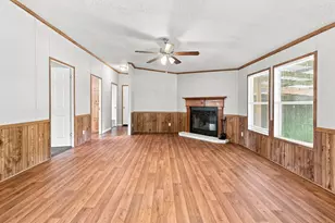 110 Draper Dr, Springtown, TX 76082 - Photo 11