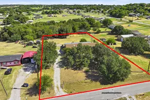 110 Draper Dr, Springtown, TX 76082 - Photo 3