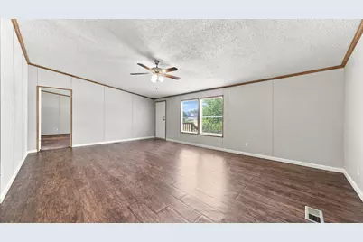 110 Draper Drive, Springtown, TX 76082 - Photo 7