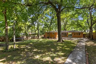 985 N Rustic Cir, Dallas, TX 75218 - Photo 29