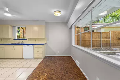 985 N Rustic Circle, Dallas, TX 75218 - Photo 9