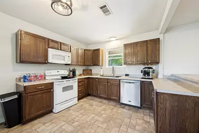 1800 W Walker Street, Denison, TX 75020 - Photo 5
