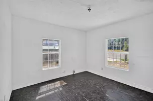 1309 S Riverside Dr, Fort Worth, TX 76104 - Photo 23