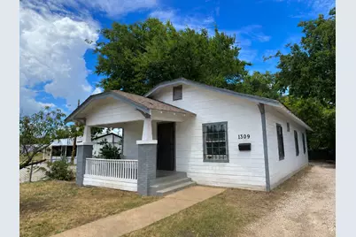 1309 S Riverside Drive, Fort Worth, TX 76104 - Photo 1