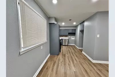 714 Cranbrook Lane, Grand Prairie, TX 75052 - Photo 5