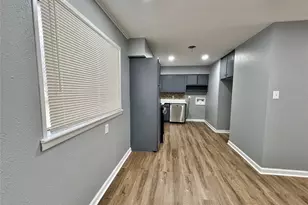 714 Cranbrook Ln, Grand Prairie, TX 75052 - Photo 5