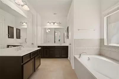 201 Oak Point Drive, McKinney, TX 75071 - Photo 19