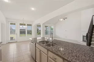 201 Oak Point Dr, McKinney, TX 75071 - Photo 13