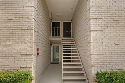 5881 Preston View Boulevard #202, Dallas, TX 75240 - Photo 3