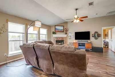 9425 Carson Ranch Road, Crowley, TX 76036 - Photo 15