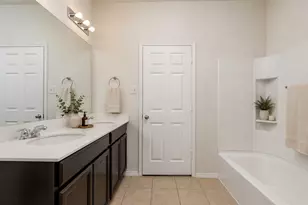 3013 Manuel Creek Dr, Little Elm, TX 75068 - Photo 11
